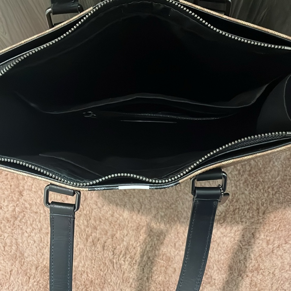 Purse or Briefcase barely used - Picture 3 of 5